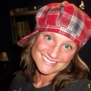 Meet your Posher, Carrie